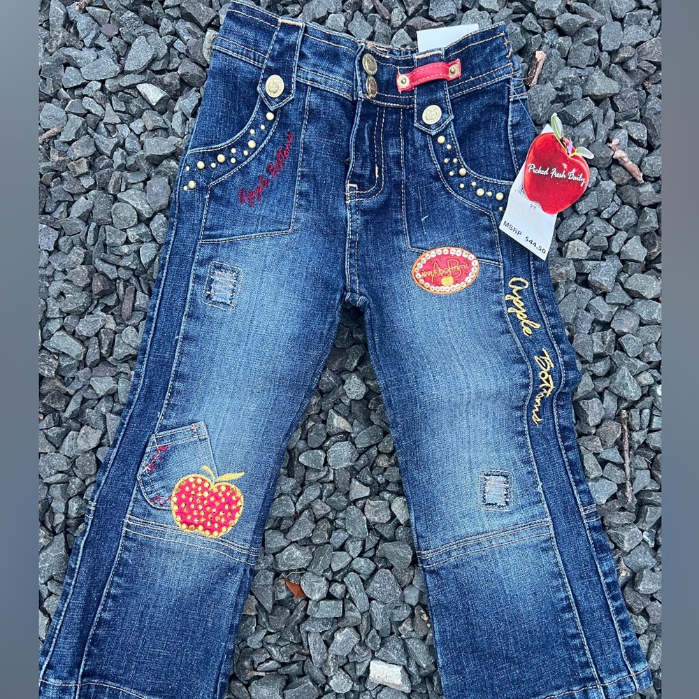 Apple bottoms jeans